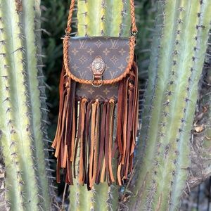 Upcycled Louis Vuitton Saint Cloud pm